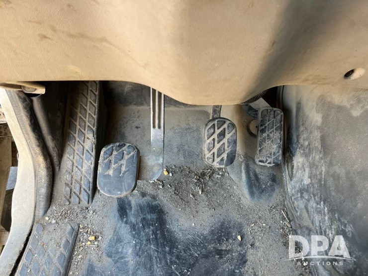 2009-sterling-feed-truck-(jn2573,-unit-2018)-image-77