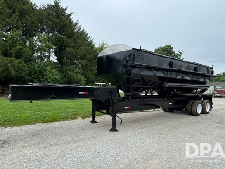 2005-b-&-b-tyler-dry-tender-trailer-(ed5161)-image-1