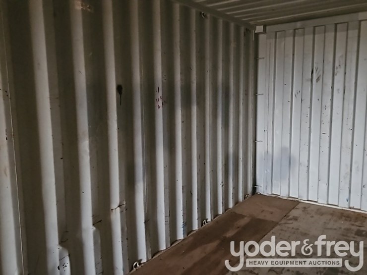 40'-container-single-walk-door,-2-side-doors-image-23