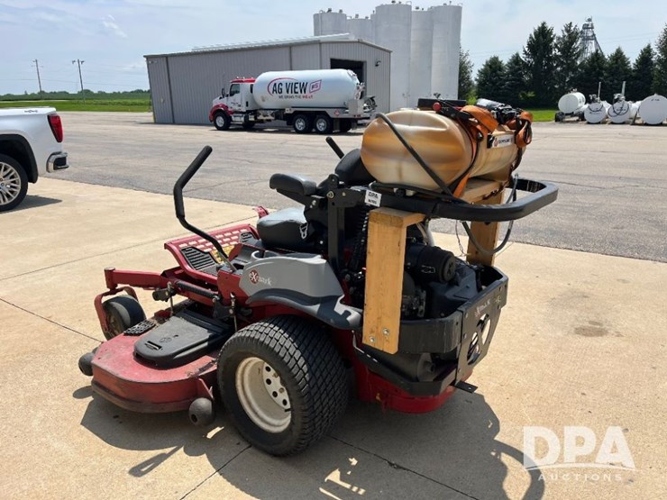 exmark-zero-turn-lawn-mower-(jn2625)-image-9