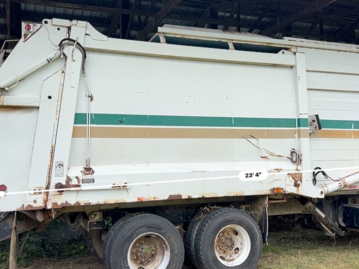 #46-•-#25939-•-inop-2003-mack-mr-t/a-daycab-garbage-truck-vin:-1m2k185c33m009372-image-55
