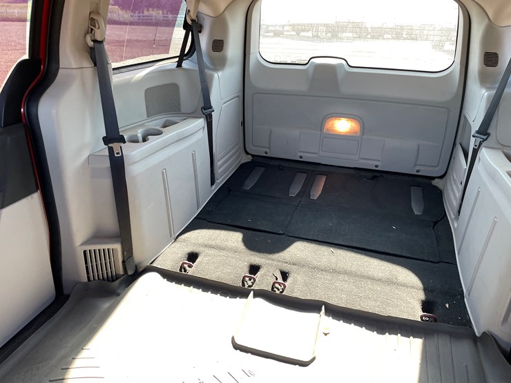 2009-dodge-grand-caravan-image-28