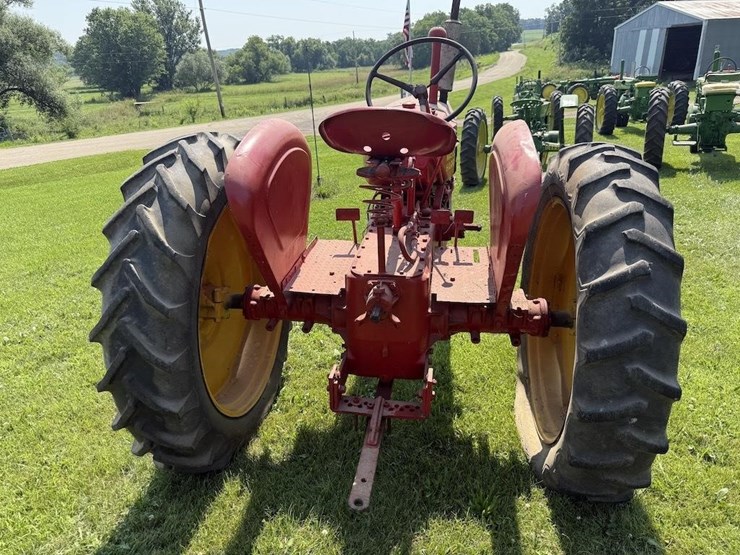massey-ferguson-30-image-5