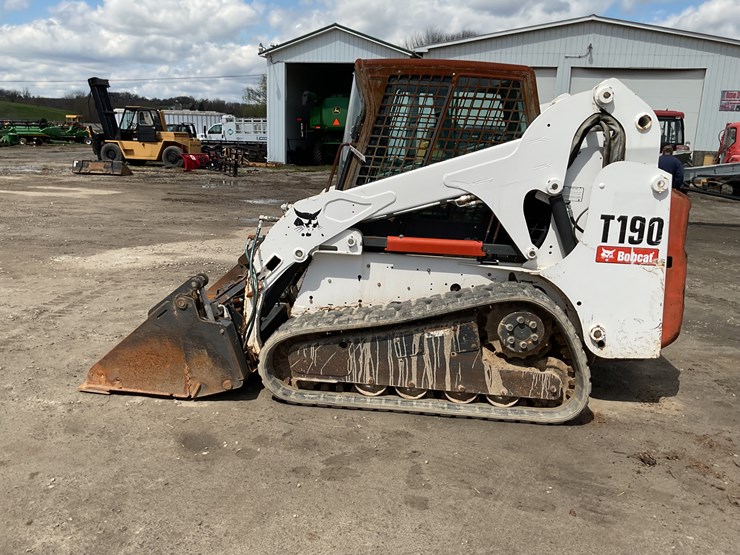 2008-bobcat-t190-image-4
