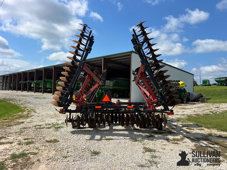 case-ih-370-image-6