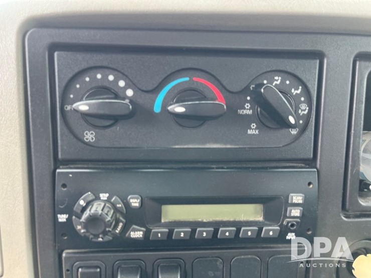 2010-ihc-prostar-7500-lp-truck-(jn2563,-unit-2204)-image-87