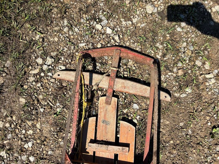 (4)-sleds-image-20