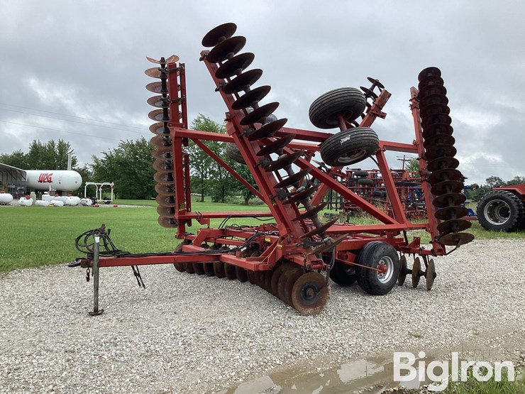 case-ih-3950-image-1