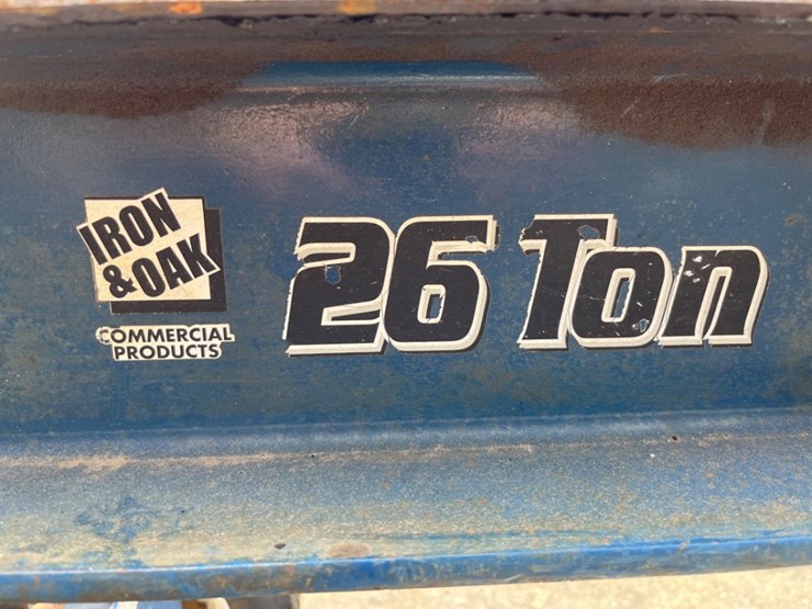 iron-and-oak-26-ton-vertical-horizontal-log-splitter-image-14