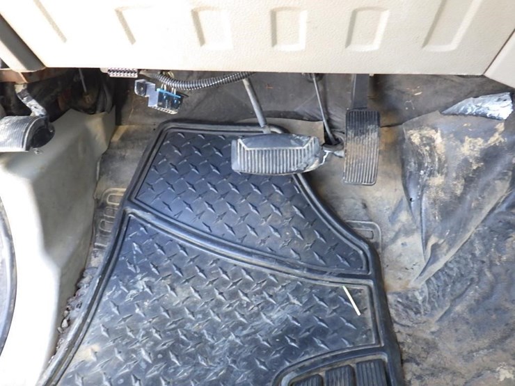 2008-ford-f450-image-23