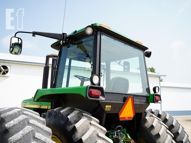 1989-john-deere-4455-image-25