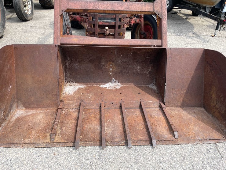 ford-tractor-image-8