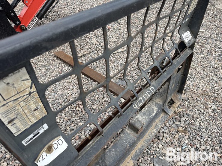 4'-compact-track-loader-pallet-forks-image-13