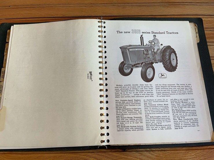 1962-john-deere-tractor-sales-information-binder-image-12