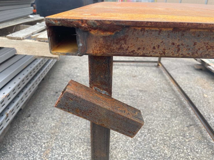 #8023-•-steel-welding-table-(o11)-image-3
