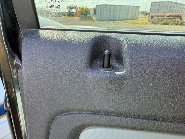 2014-ford-f150-image-32