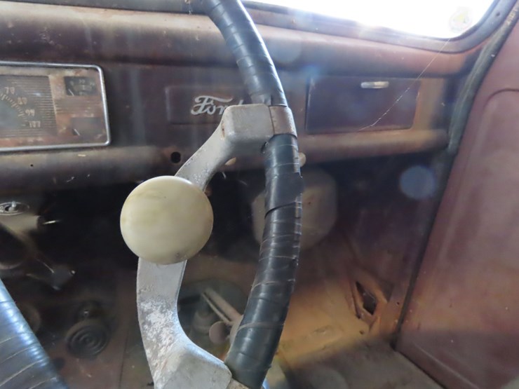 1940-ford-pickup-image-17