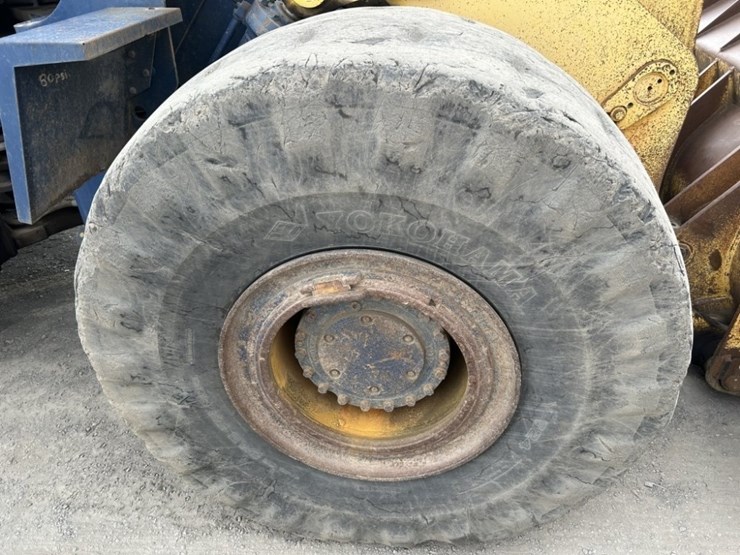 kobelco-lk1150-ii-wheel-loader-image-29