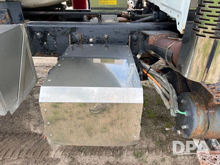 2010-ihc-prostar-7500-lp-truck-(jn2563,-unit-2204)-image-33