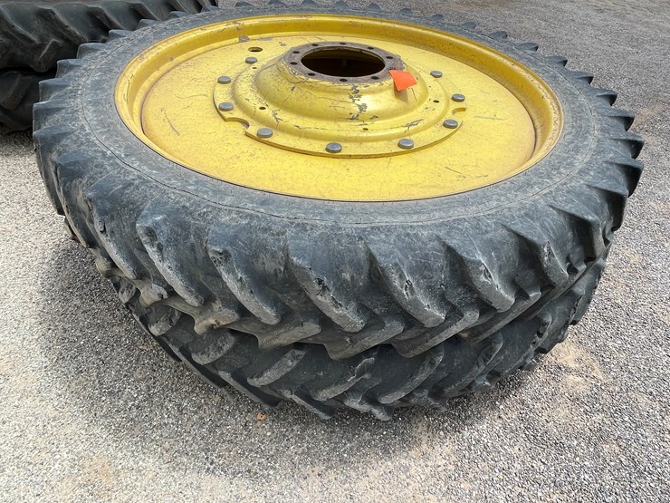 deere-tires-image-9