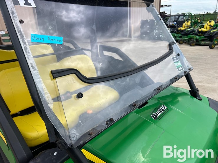 2016-john-deere-gator-image-20