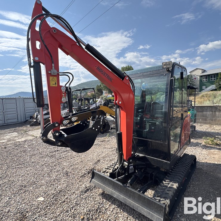 2025 AGT QNT50R Mini Excavator