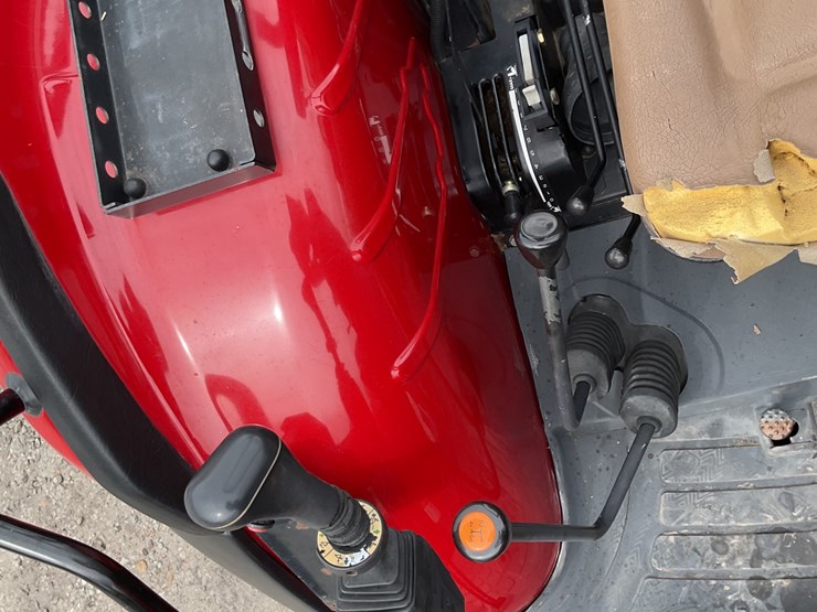 2014-case-ih-lx132-image-10