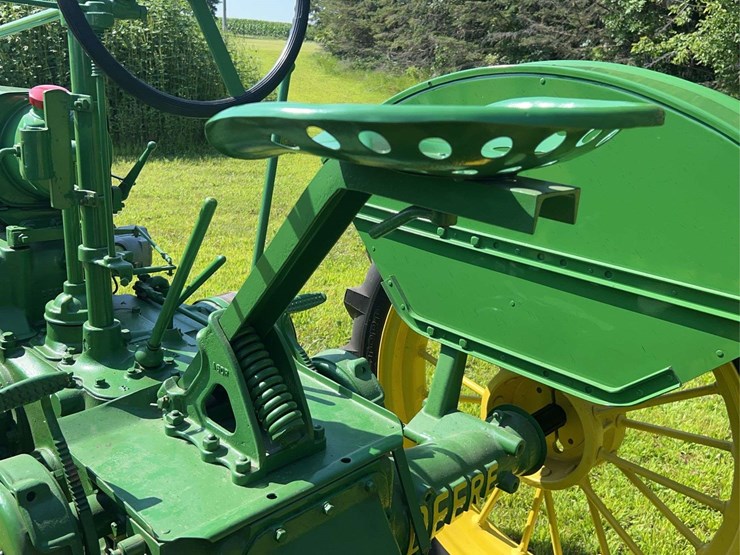 john-deere-model-b-image-46