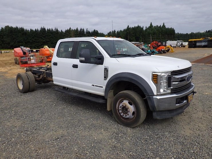 2019-ford-f550-image-2