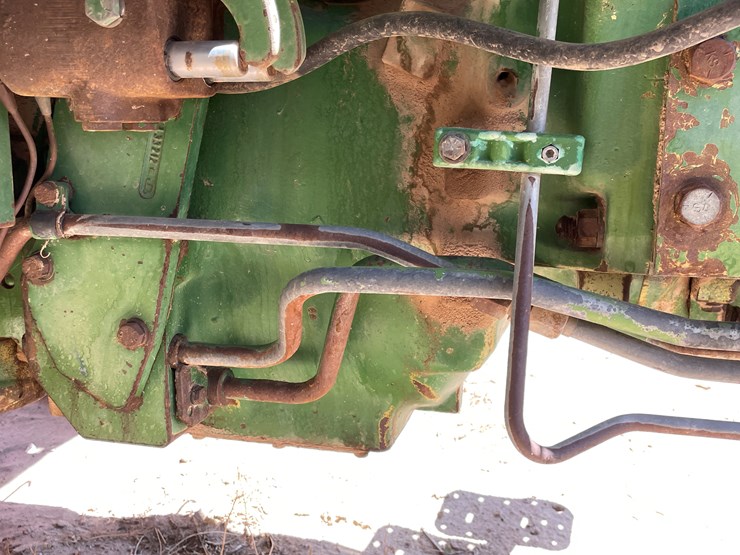 john-deere-2940-image-42