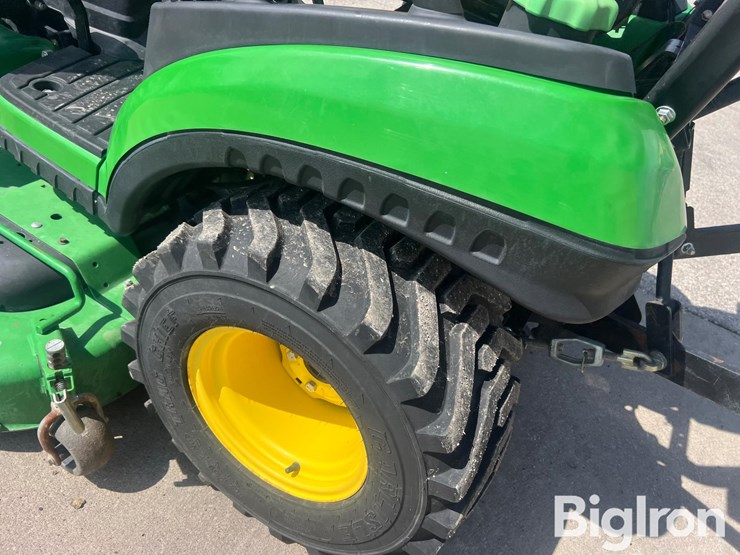 2013-john-deere-1025r-image-17