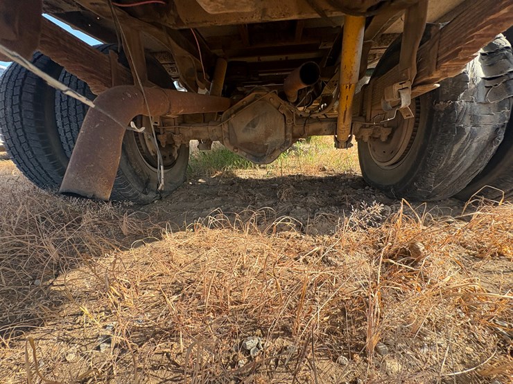 #88-•-#25032-•-1983-gmc-c/k-4x4-t/a-crew-cab-4x4-work-bed-truck-vin:-1gdjk33w0ds511665-image-14