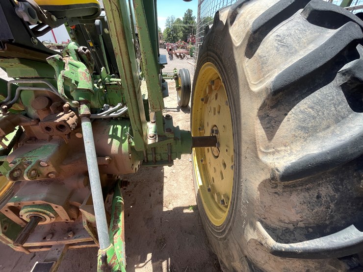 john-deere-2940-image-18