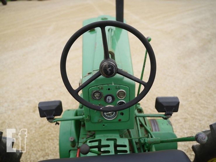 john-deere-720-image-27