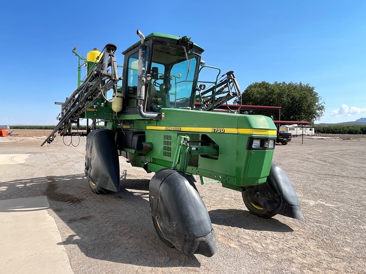 john-deere-6700-image-7