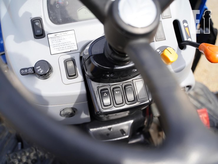 2022-new-holland-boomer-50-image-34