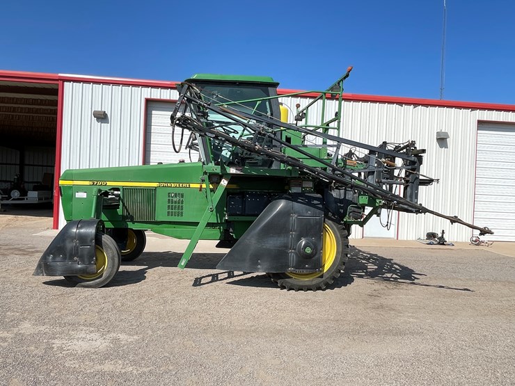 john-deere-6700-image-2