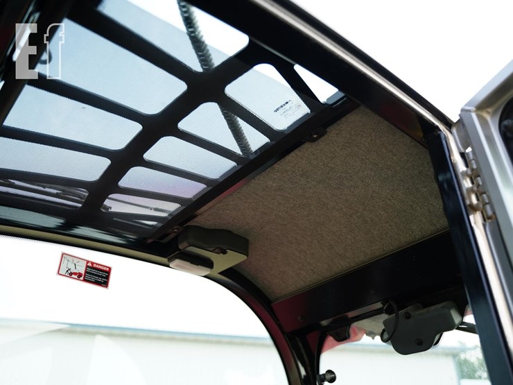 2022-manitou-mlt625-75h-image-34