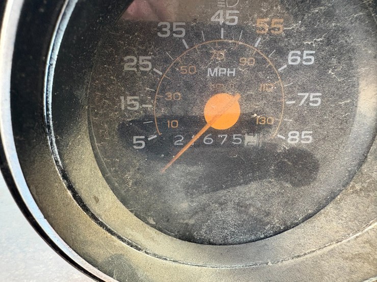 #88-•-#25032-•-1983-gmc-c/k-4x4-t/a-crew-cab-4x4-work-bed-truck-vin:-1gdjk33w0ds511665-image-45