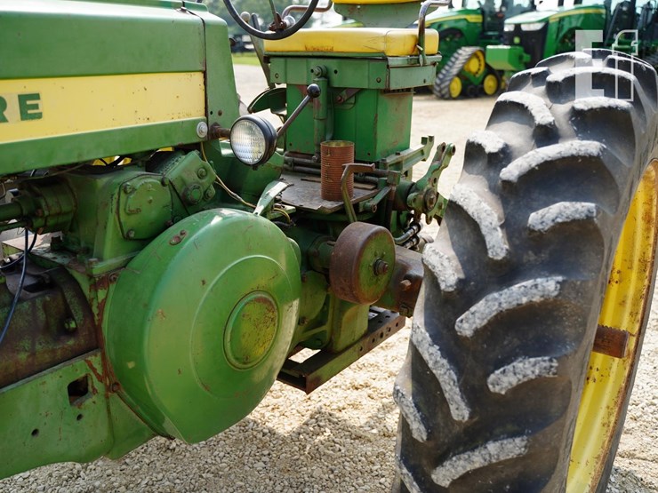 john-deere-620-image-9