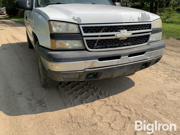 2006-chevrolet-1500-image-10