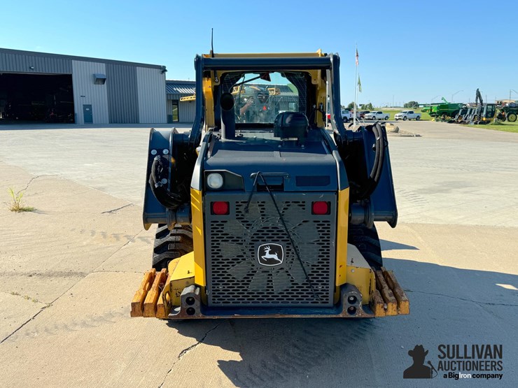 2018-deere-324g-image-6