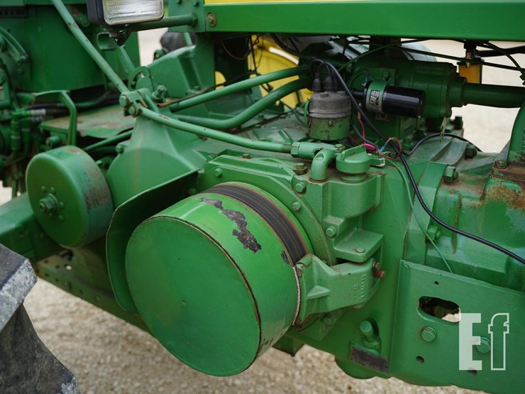 john-deere-720-image-18
