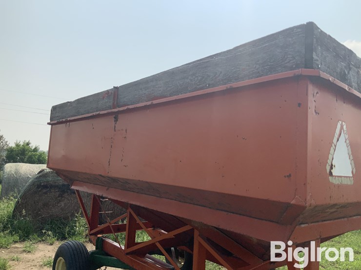 gravity-flow-wagon-image-13