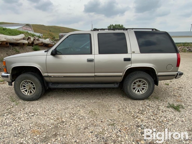 1999-chevrolet-tahoe-image-8