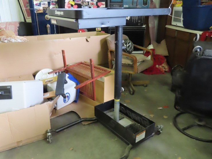 snap-on-rolling-work-table-image-1