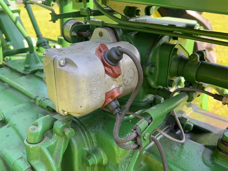 john-deere-model-b-image-30