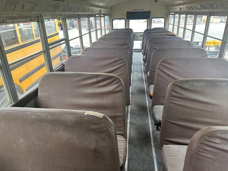 #18-•-#23871-•-2002-international-genesis-school-bus-vin:-1hvbgaan62a917777-image-54
