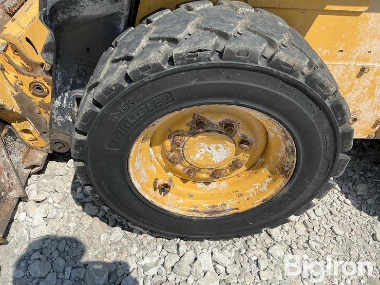 deere-318g-image-16