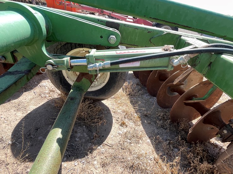 john-deere-425-image-13